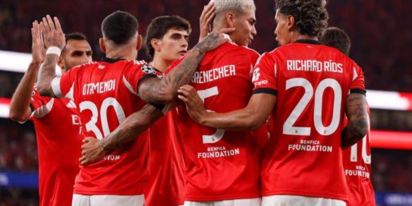 4-1！3-0！欧冠疯狂一夜：曼城大胜多特切尔西巴萨爆冷穆帅4连败